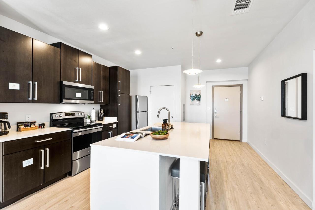 Flatz432 Apartments By Barsala Midland Exterior photo
